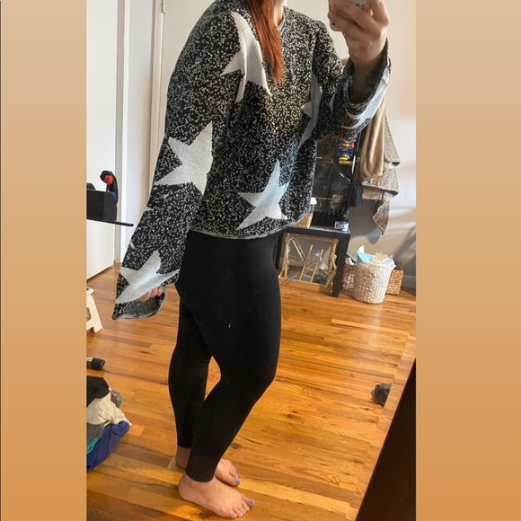 SHEIN Drop Shoulder Star Sweater - Picture 4 of 5